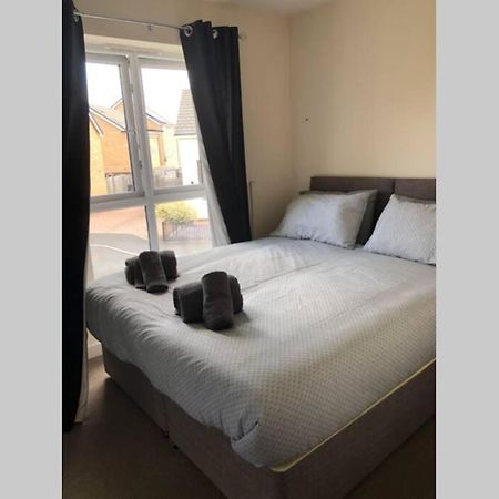 Dudley House **Staycation & Contractors** Sleeps 7 Tipton Bagian luar foto