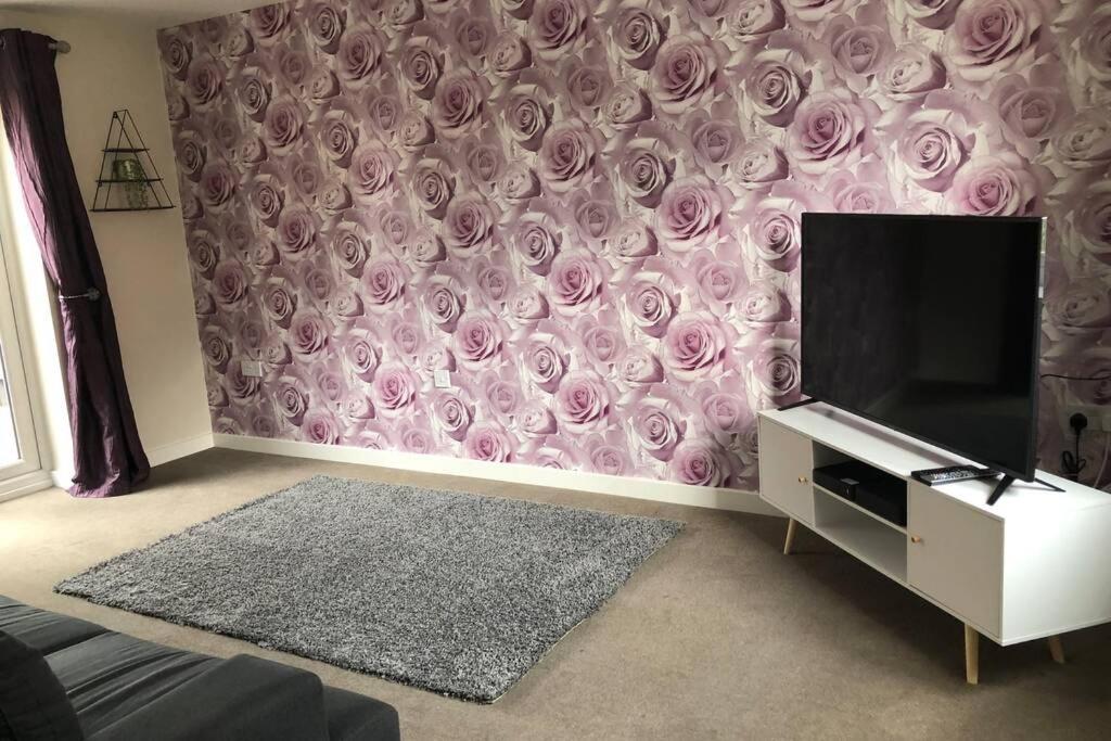 Dudley House **Staycation & Contractors** Sleeps 7 Tipton Bagian luar foto
