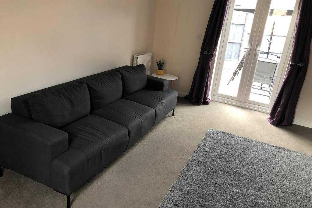Dudley House **Staycation & Contractors** Sleeps 7 Tipton Bagian luar foto